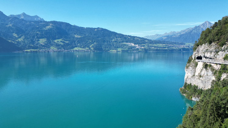 Iseltwald Village - Amazing Views from above