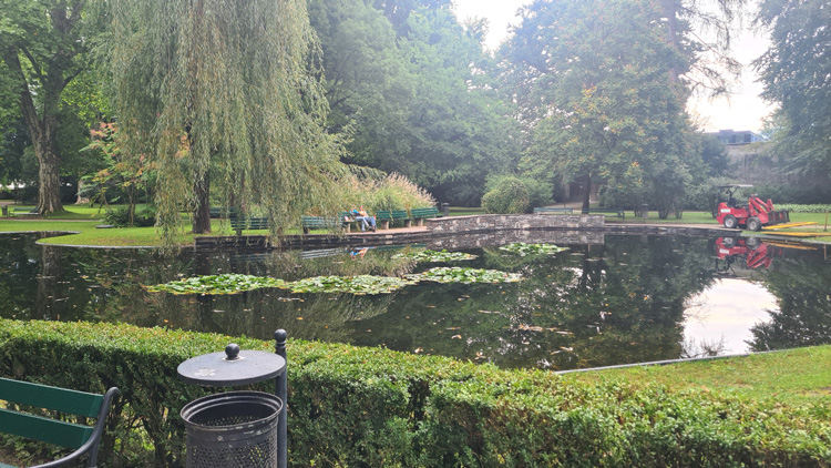 Musikpavillon - Pond