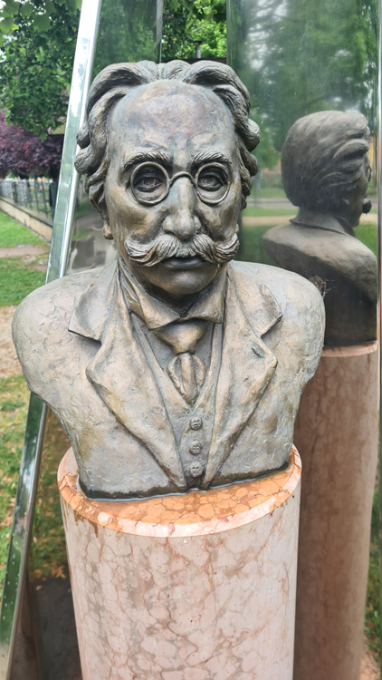Busto di Enrico Bernardi