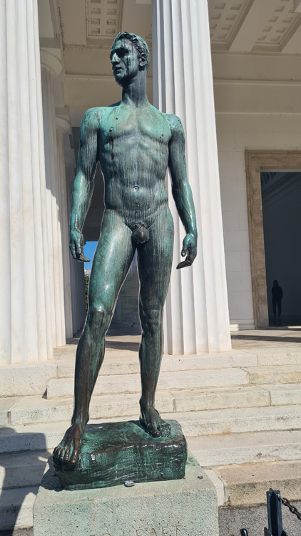 Theseus Statue outside Temple