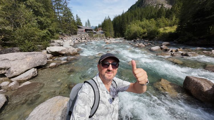 Krimmel Thumbs Up