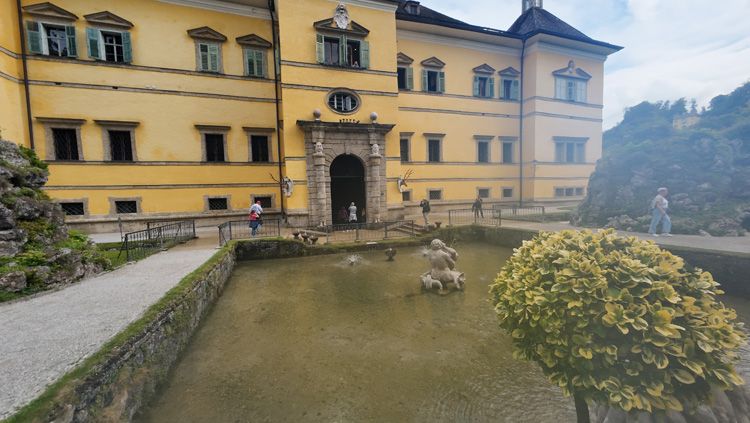 Schloss Hellbrunn Trick Falls