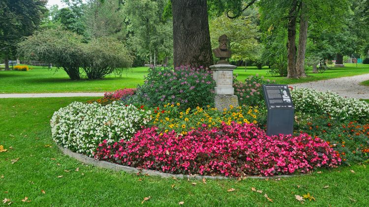 Thumersbach Park - a relaxing picnic area